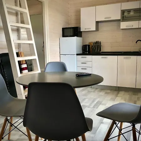Hébergement de vacances Silver 2 *